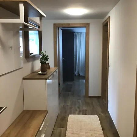 Blaue Lagune Apartman *